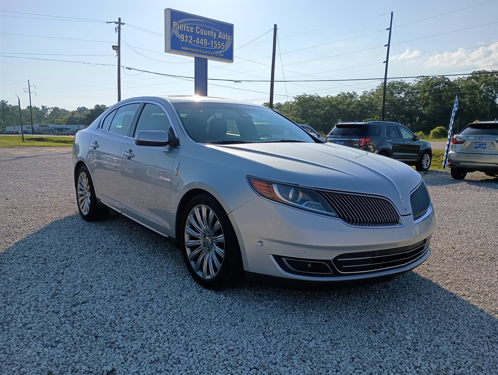 2013 Lincoln MKS Base's photo