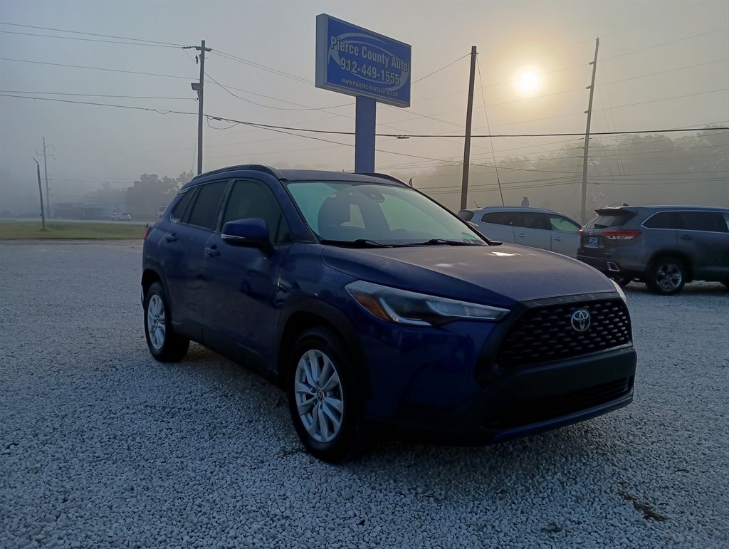 2022 Toyota Corolla Cross LE