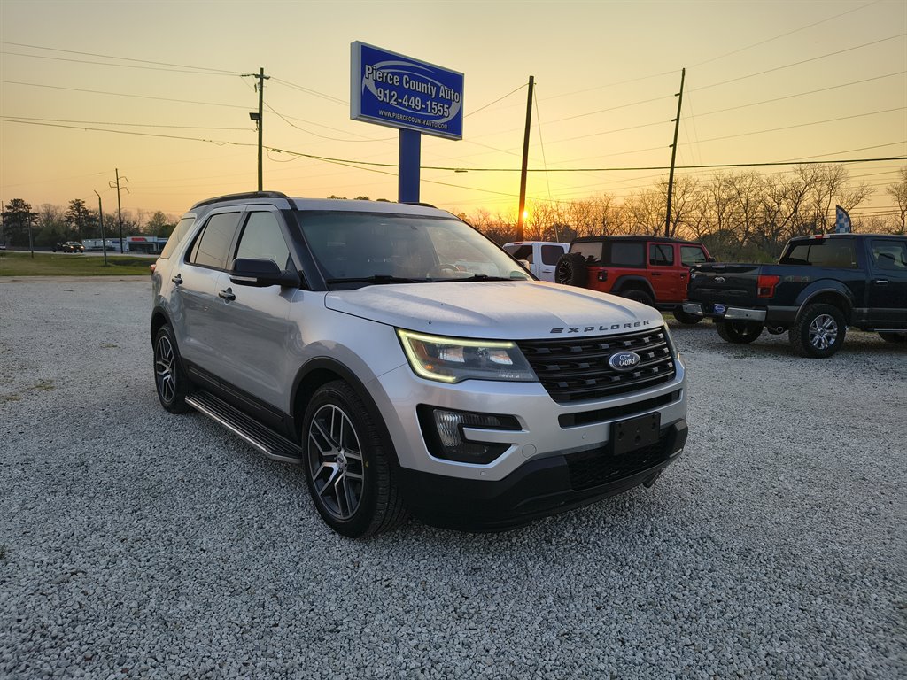 2016 Ford Explorer Sport 4WD's photo
