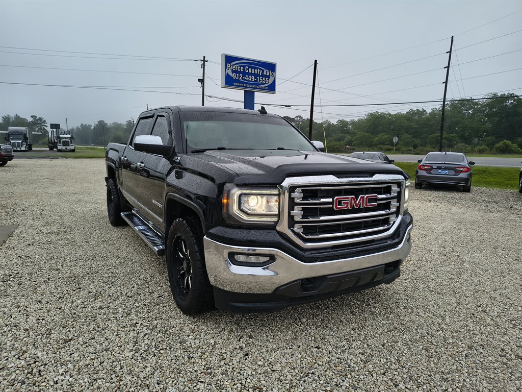 2018 GMC Sierra 4WD Crew Cab Short Box SLT's photo